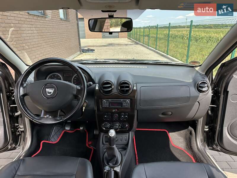 Позашляховик / Кросовер Dacia Duster 2012 в Луцьку