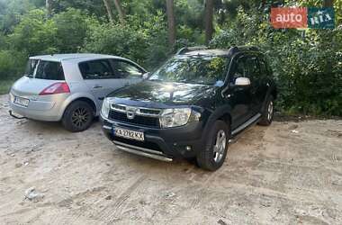 Позашляховик / Кросовер Dacia Duster 2011 в Києві