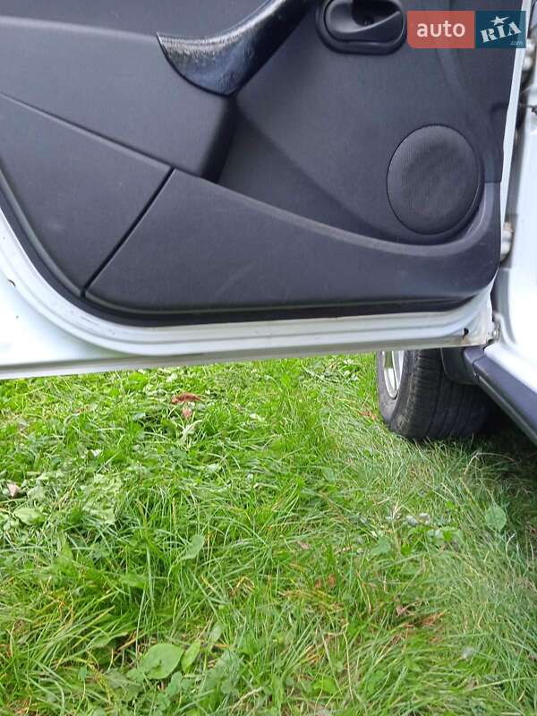 Позашляховик / Кросовер Dacia Duster 2011 в Калуші