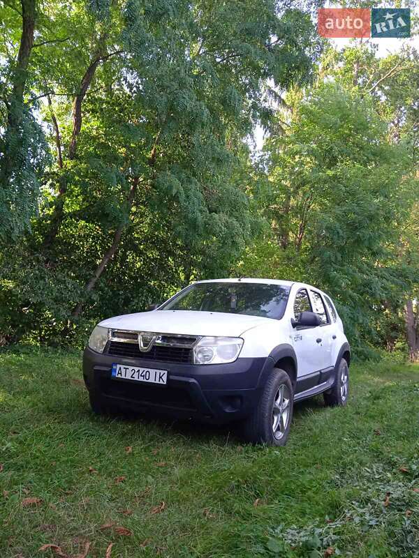 Позашляховик / Кросовер Dacia Duster 2011 в Калуші
