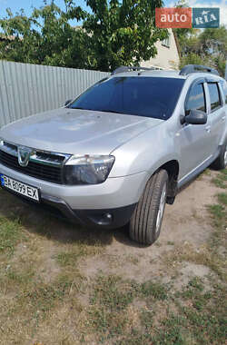 Внедорожник / Кроссовер Dacia Duster 2013 в 