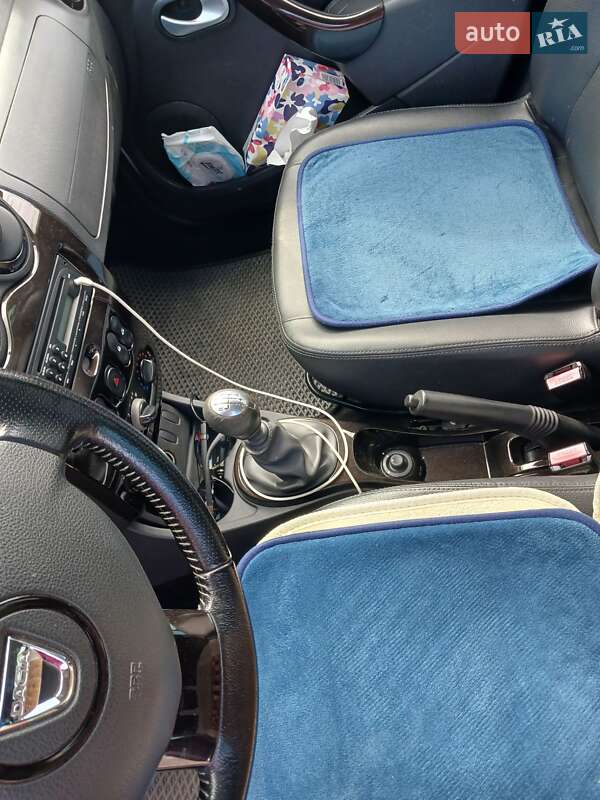 Позашляховик / Кросовер Dacia Duster 2011 в Тячеві