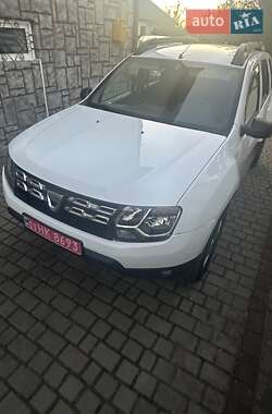 Позашляховик / Кросовер Dacia Duster 2014 в 