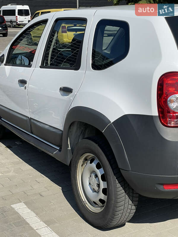 Внедорожник / Кроссовер Dacia Duster 2011 в Луцке фото 15 Внедорожник / Кроссовер Dacia Duster 2011 в Луцке