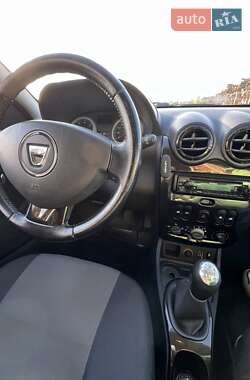 Внедорожник / Кроссовер Dacia Duster 2010 в 