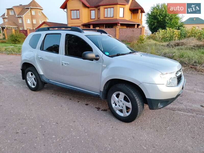Dacia Duster 2011