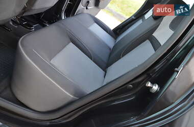 Внедорожник / Кроссовер Dacia Duster 2011 в 