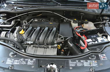 Внедорожник / Кроссовер Dacia Duster 2012 в 