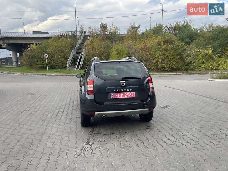 Позашляховик / Кросовер Dacia Duster 2016 в Луцьку