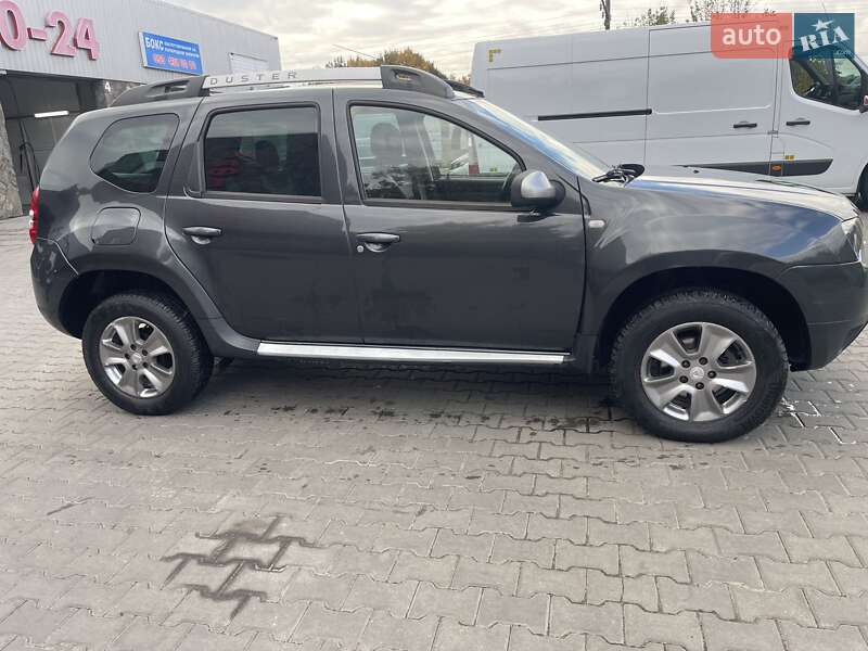 Позашляховик / Кросовер Dacia Duster 2016 в Луцьку