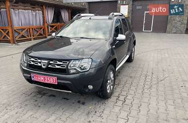 Внедорожник / Кроссовер Dacia Duster 2016 в 