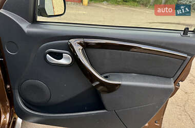 Внедорожник / Кроссовер Dacia Duster 2011 в 