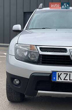 Внедорожник / Кроссовер Dacia Duster 2010 в 