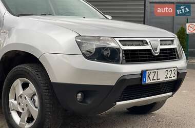 Внедорожник / Кроссовер Dacia Duster 2010 в 