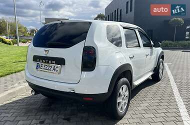 Внедорожник / Кроссовер Dacia Duster 2015 в 