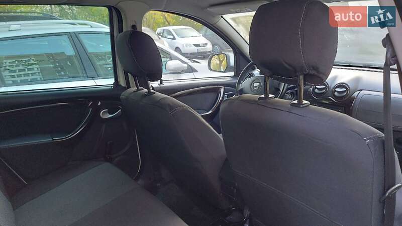 Внедорожник / Кроссовер Dacia Duster 2011 в Тернополе