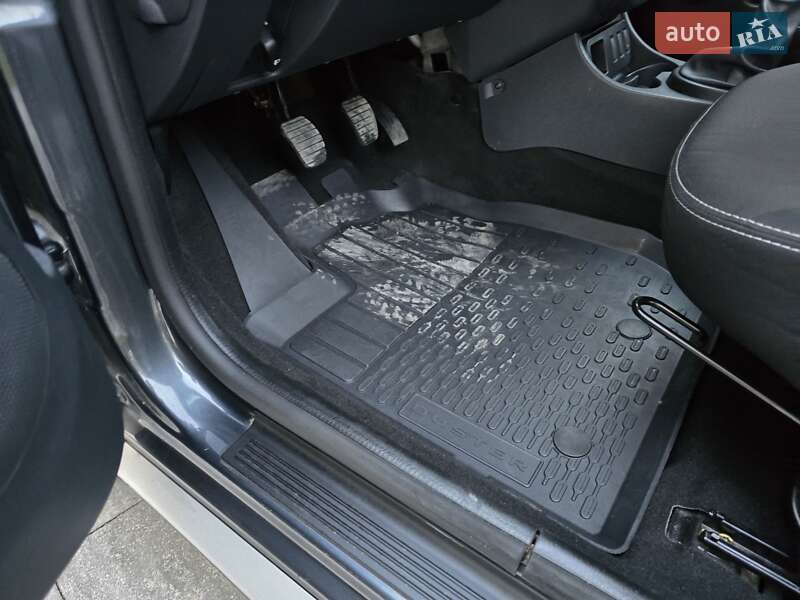 Внедорожник / Кроссовер Dacia Duster 2014 в Ивано-Франковске