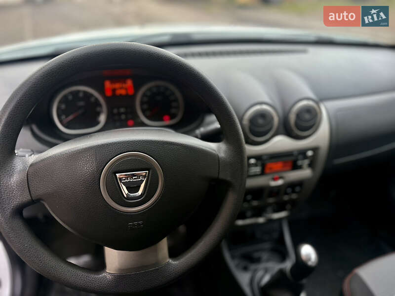 Внедорожник / Кроссовер Dacia Duster 2013 в Ровно