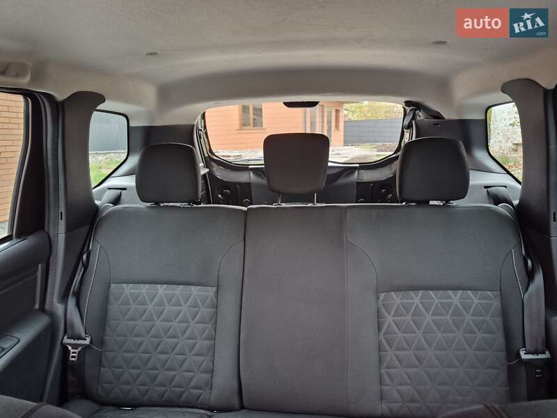 Внедорожник / Кроссовер Dacia Duster 2015 в Хороле фото 39 Внедорожник / Кроссовер Dacia Duster 2015 в Хороле