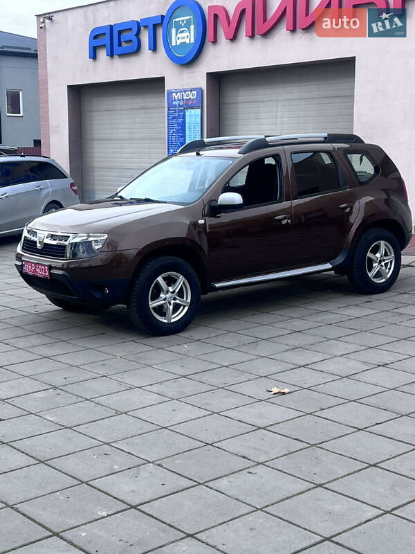 Внедорожник / Кроссовер Dacia Duster 2011 в Луцке фото 6 Внедорожник / Кроссовер Dacia Duster 2011 в Луцке