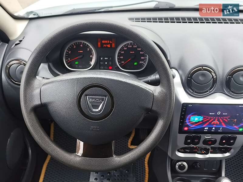Позашляховик / Кросовер Dacia Duster 2012 в Новоархангельську