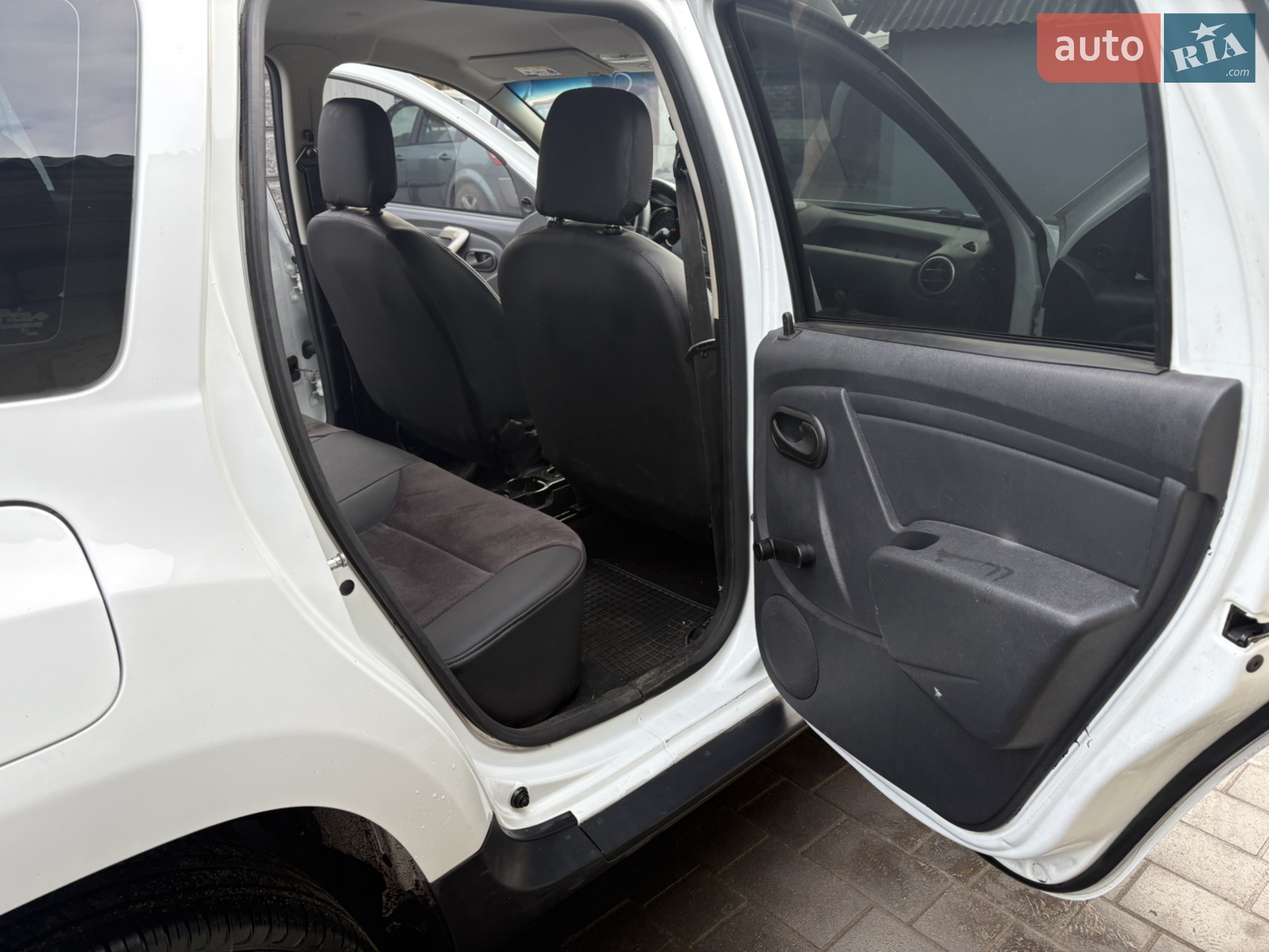 2016 Dacia Duster - мініатюра 13