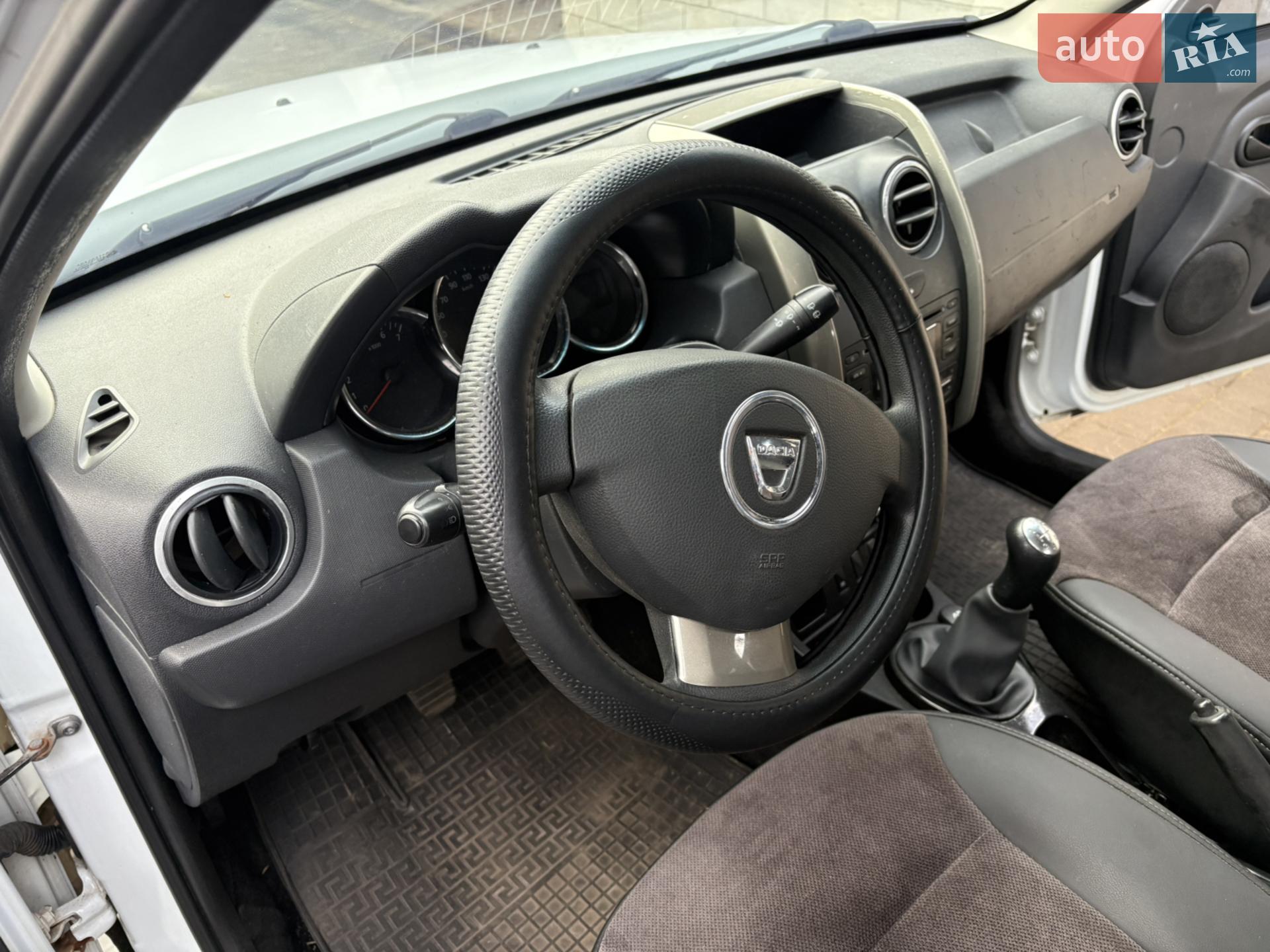 2016 Dacia Duster - мініатюра 15