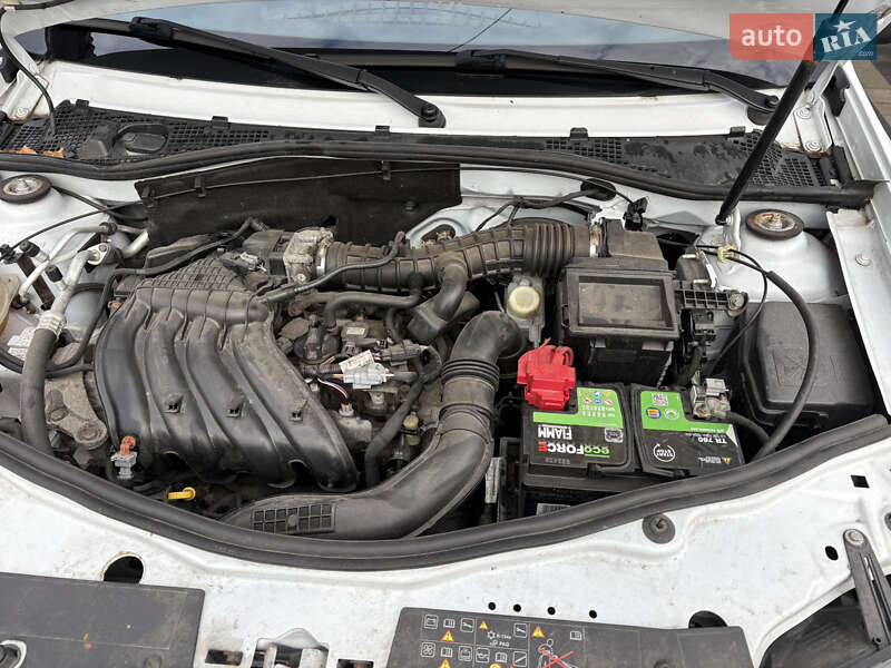 Позашляховик / Кросовер Dacia Duster 2016 в Дубні