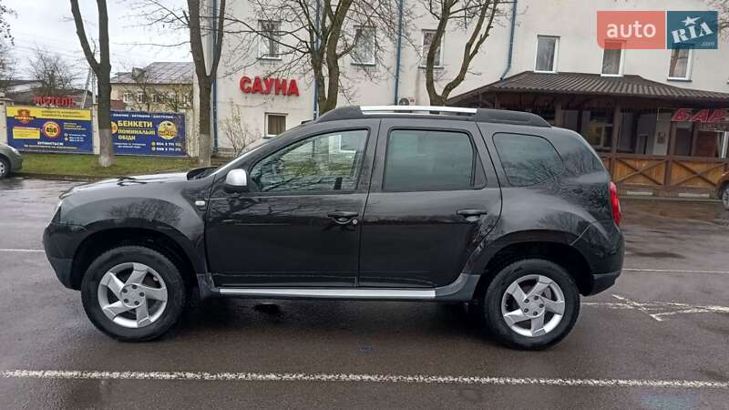 Позашляховик / Кросовер Dacia Duster 2011 в Івано-Франківську