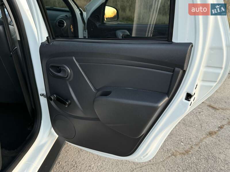 Внедорожник / Кроссовер Dacia Duster 2012 в Трускавце