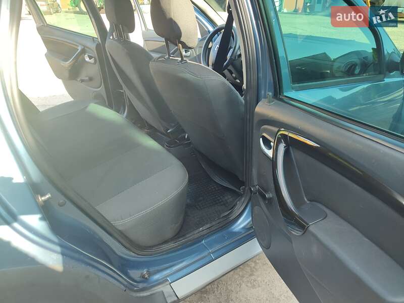 Внедорожник / Кроссовер Dacia Duster 2011 в Лубнах