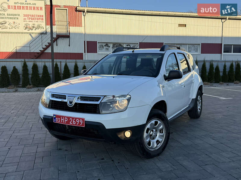 Dacia Duster 2011