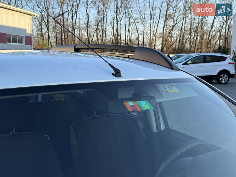 Позашляховик / Кросовер Dacia Duster 2011 в Луцьку