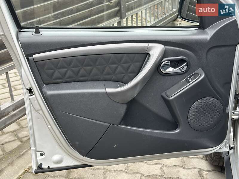 Внедорожник / Кроссовер Dacia Duster 2015 в Тернополе