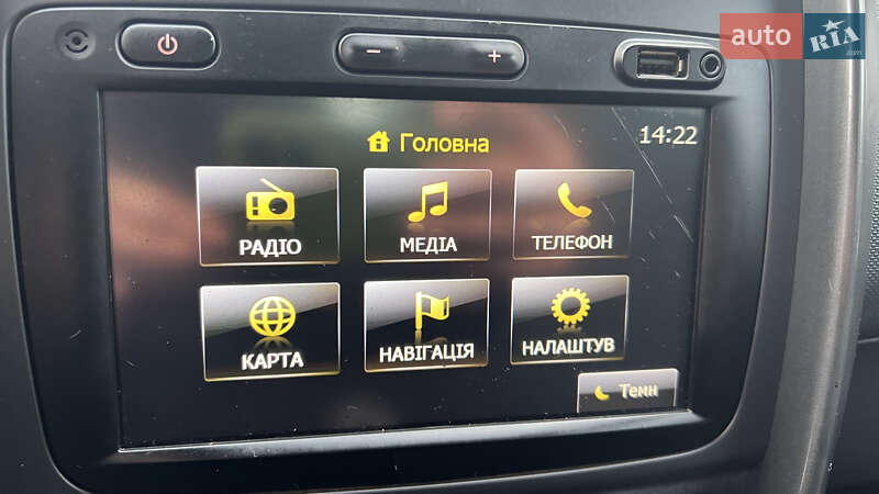 Позашляховик / Кросовер Dacia Duster 2015 в Умані