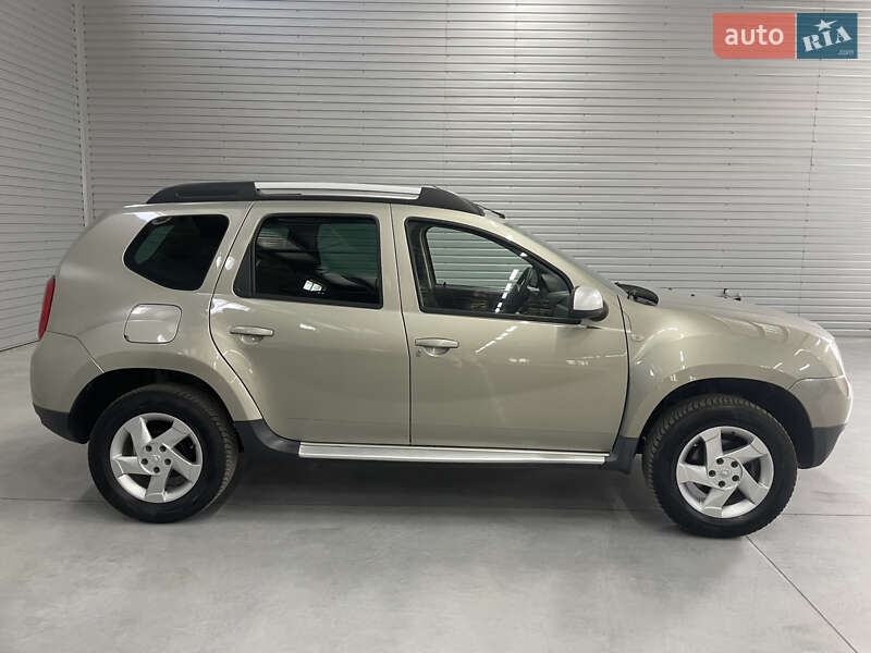 Внедорожник / Кроссовер Dacia Duster 2011 в Стрые