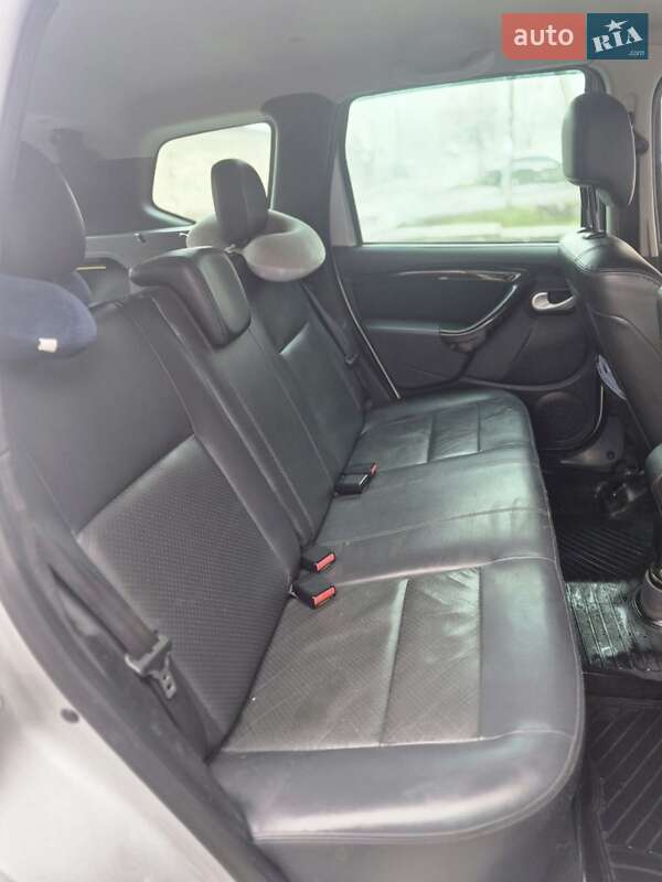 Позашляховик / Кросовер Dacia Duster 2010 в Знам'янці фото 10 Позашляховик / Кросовер Dacia Duster 2010 в Знам'янці