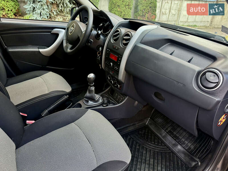 Позашляховик / Кросовер Dacia Duster 2014 в Рівному