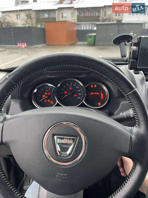 Внедорожник / Кроссовер Dacia Duster 2015 в Ковеле