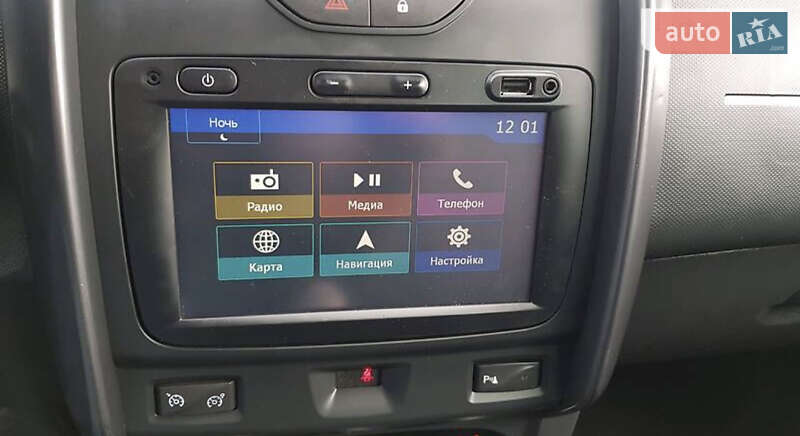 Позашляховик / Кросовер Dacia Duster 2016 в Звенигородці