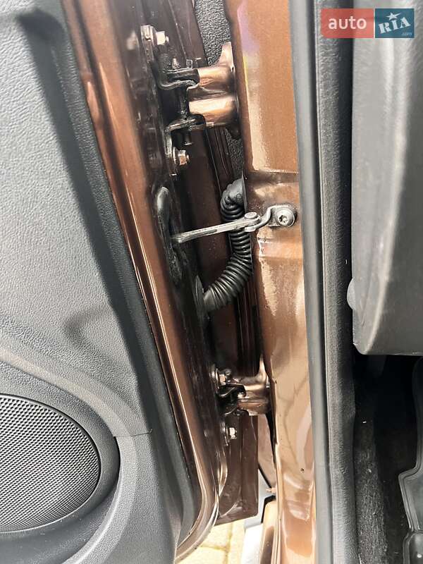 Позашляховик / Кросовер Dacia Duster 2013 в Нововолинську фото 51 Позашляховик / Кросовер Dacia Duster 2013 в Нововолинську