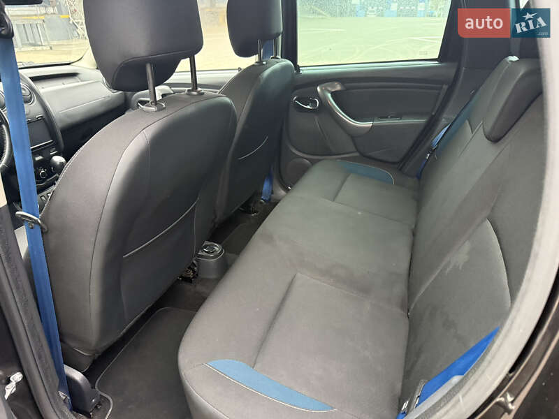 Внедорожник / Кроссовер Dacia Duster 2015 в Ровно