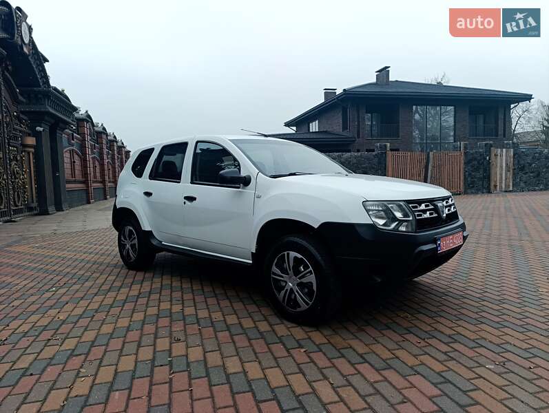 Позашляховик / Кросовер Dacia Duster 2016 в Звягелі
