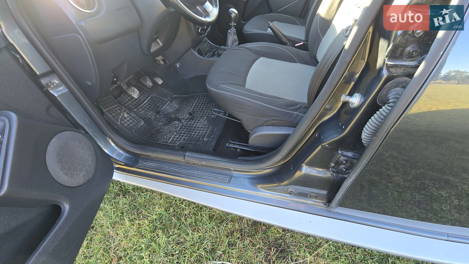 2016 Dacia Duster - мініатюра 23