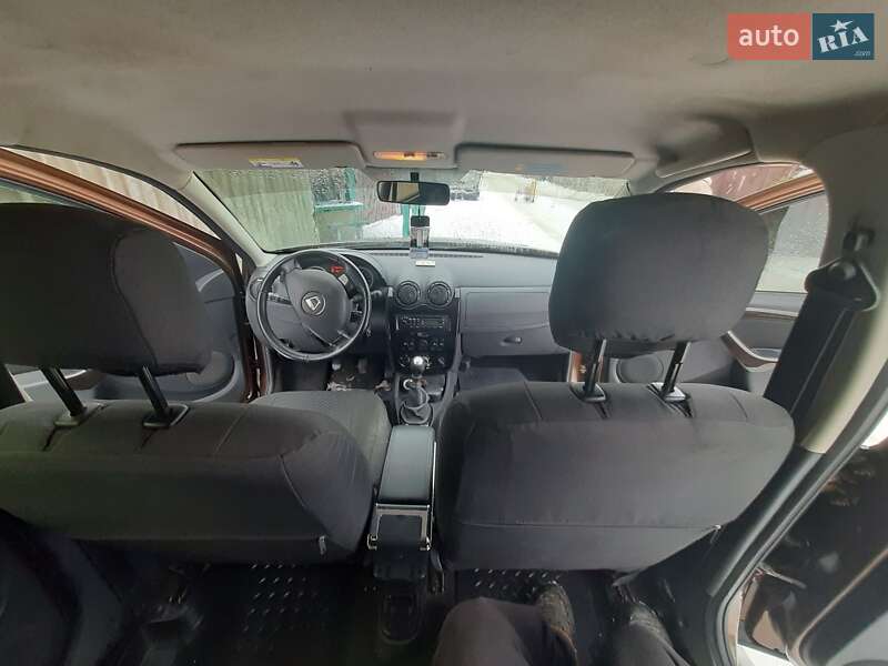 Внедорожник / Кроссовер Dacia Duster 2010 в Тростянце