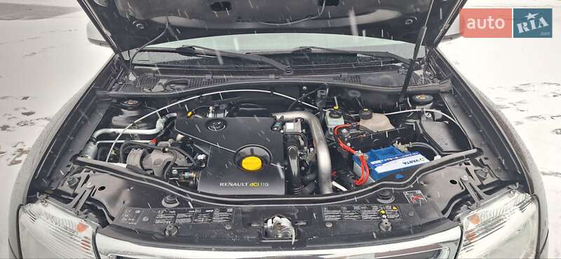 Позашляховик / Кросовер Dacia Duster 2011 в Новоархангельську