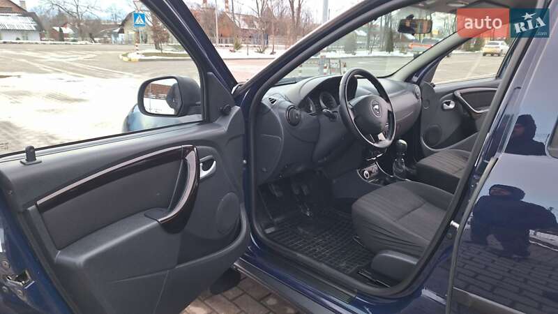 Внедорожник / Кроссовер Dacia Duster 2011 в Коломые