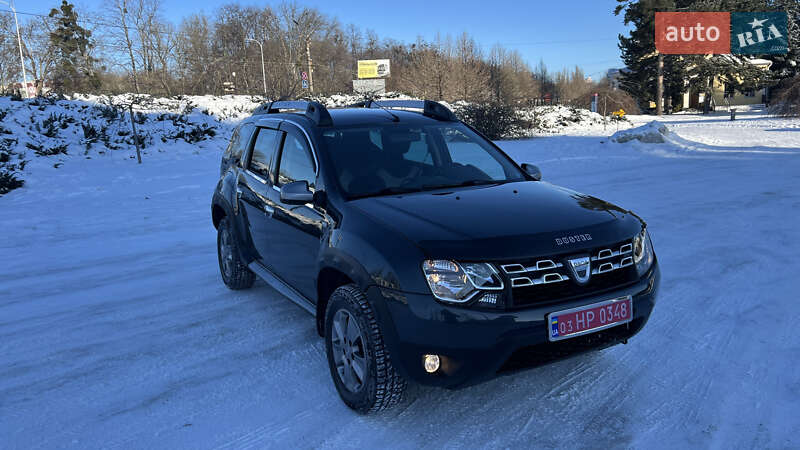 Позашляховик / Кросовер Dacia Duster 2016 в Умані