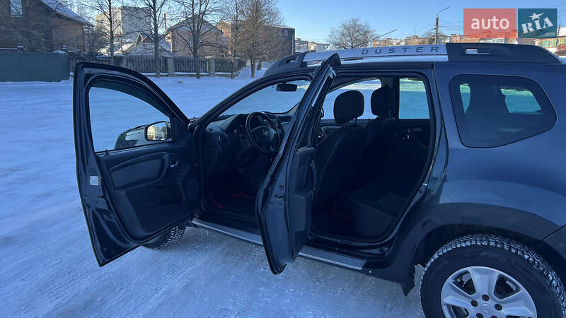 Позашляховик / Кросовер Dacia Duster 2016 в Умані