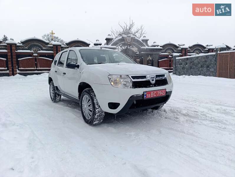 Внедорожник / Кроссовер Dacia Duster 2013 в Звягеле